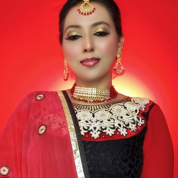 File:Mumtaaj Sarfudeen.jpeg