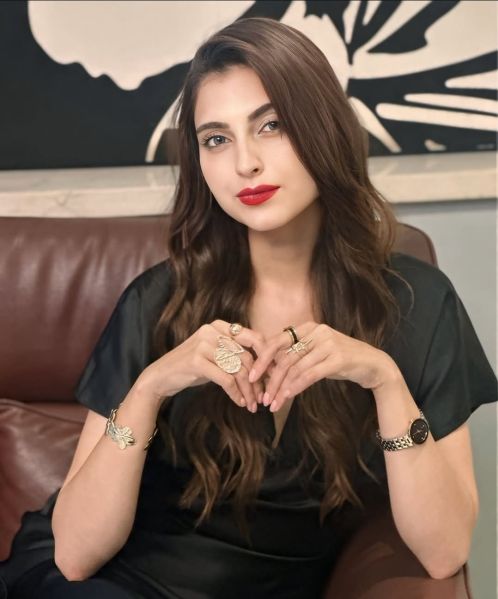 File:Farhana Bhatt.jpg
